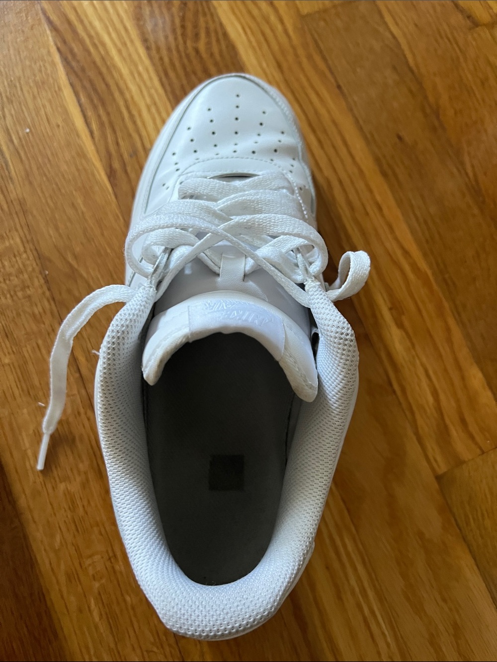AF1 White - Picture 7 of 9